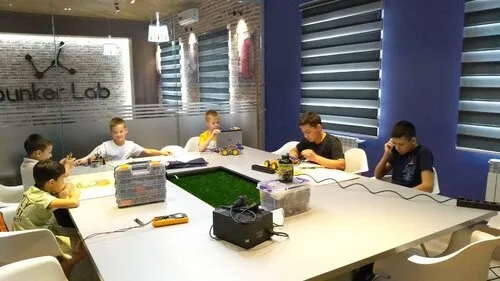 Кружок робототехники Roboclub.uz · 2