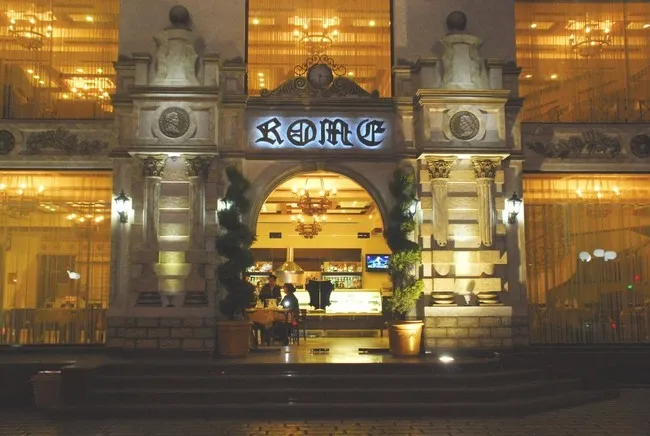 Roma Ristorante Italiano · 3