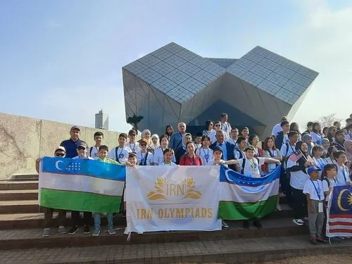 VOSIQ International School and Kindergarten · 3