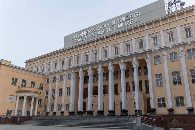 Молодежный театр Узбекистана